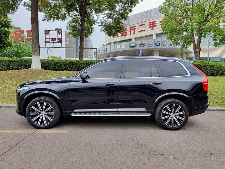 Volvo XC90 2022 B 6 7 — фото 3