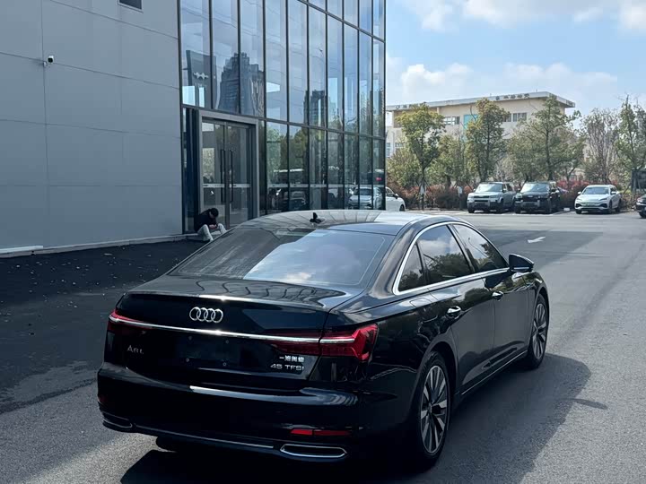 Audi A6L 2019 40 TFSI — фото 13