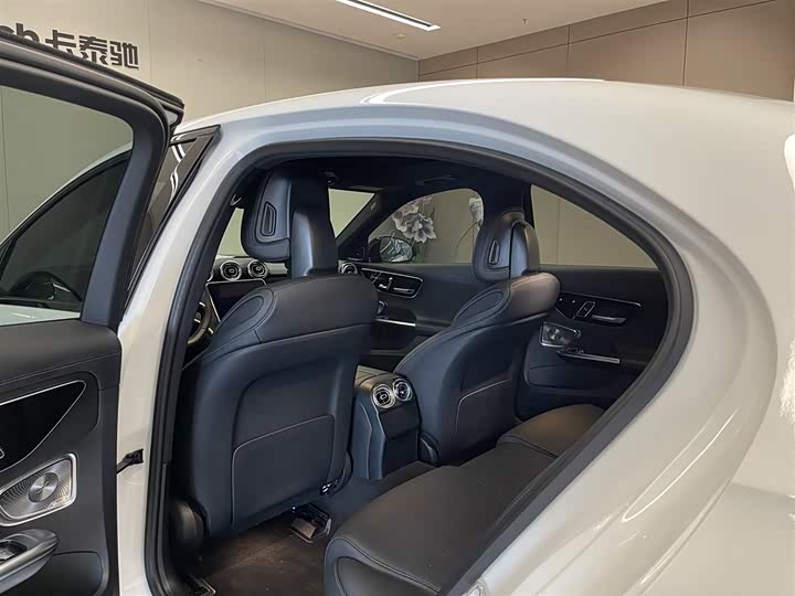 Mercedes-Benz C-Class 2023 C 260 L — фото 27