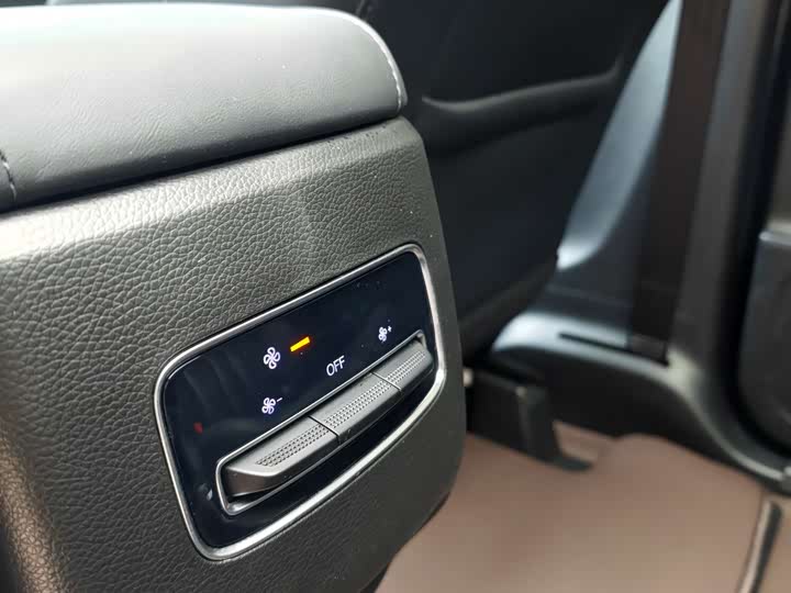 Trumpchi M6 2024 MAX 270 T WDCT — фото 9