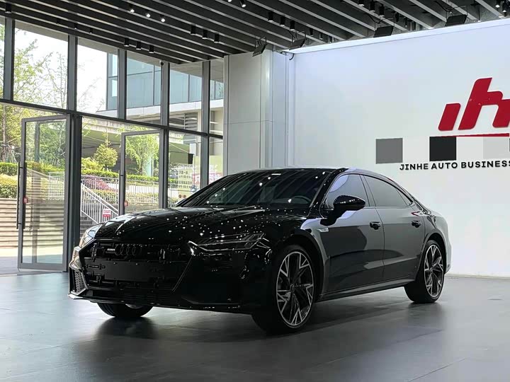 Audi A7L 2023 55 TFSI quattro S-line