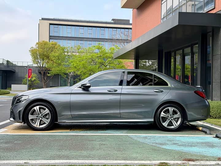 Mercedes-Benz C-Class C 260 L спорт — фото 5