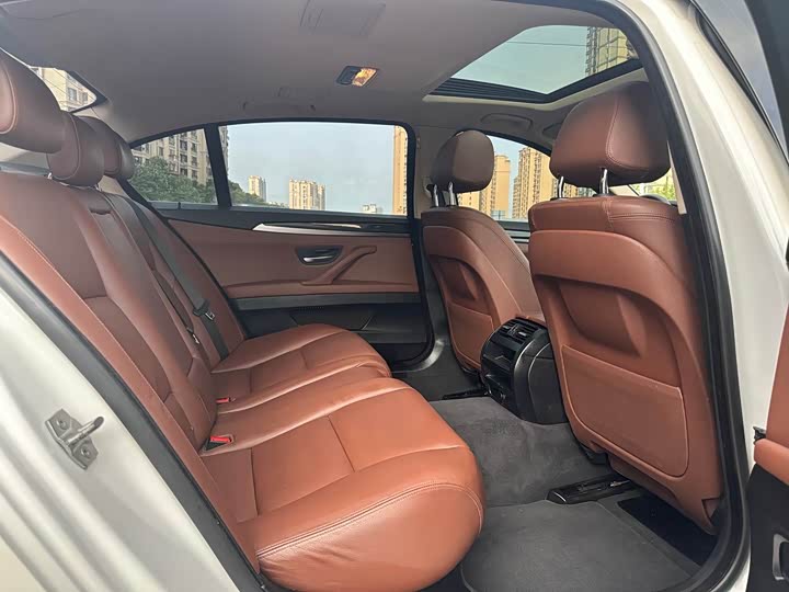 BMW 5-Series 2014 525 Li Leading — фото 9
