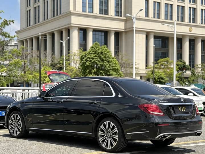 Mercedes-Benz E-Class 2019 E 320 L 4 MATIC — фото 9