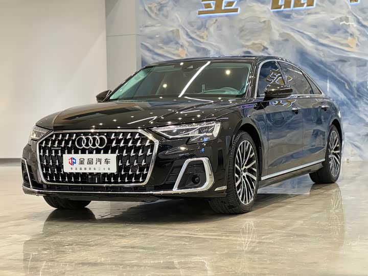 Audi A8 2024 A 8 L 55 TFSI quattro Flagship — фото 1