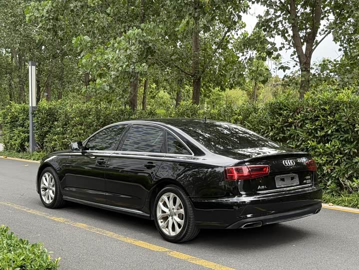 Audi A6L — фото 8