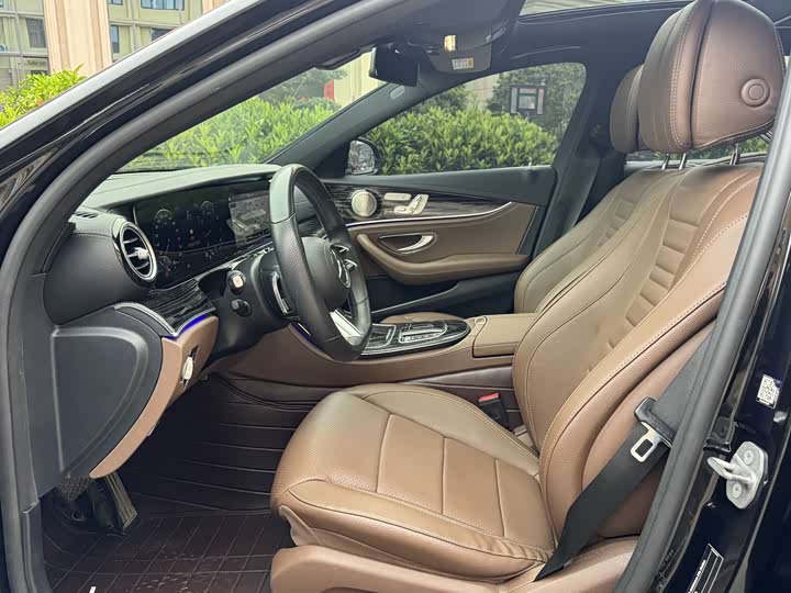 Mercedes-Benz E-Class 2021 E 300 L — фото 8