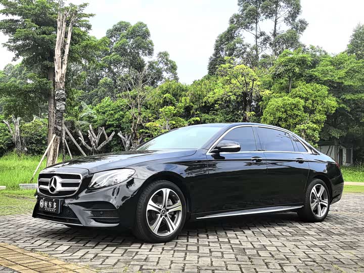 Mercedes-Benz E-Class 2020 E 260 L Sport — фото 1