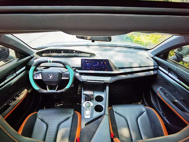 Changan UNI-V 2022 2.0 T — фото 10