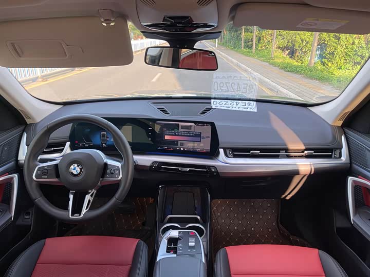 BMW X1 2024 s Drive 25 Li M — фото 17
