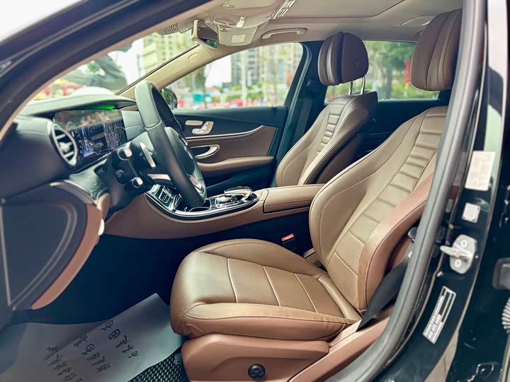 Mercedes-Benz E-Class 2017 E 300 L Luxury — фото 8