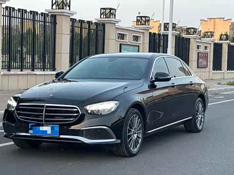 Mercedes-Benz E-Class 2023 E 260 L Sport — фото 11