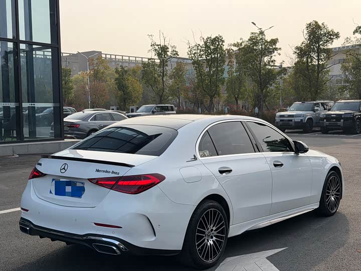 Mercedes-Benz C-Class 2022 C 260 L — фото 16