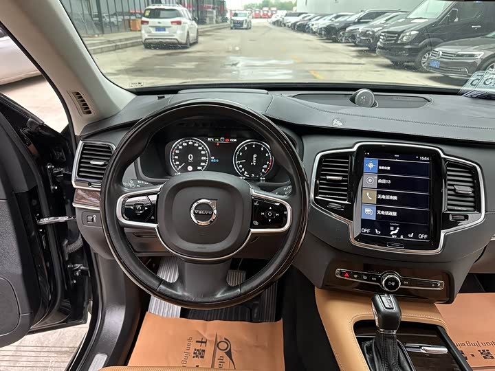 Volvo XC90 2015 T 6 7 — фото 12