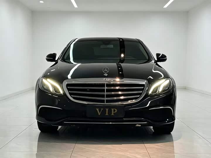 Mercedes-Benz E-Class E 200 L — фото 2