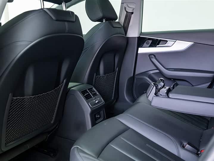 Audi A5 2023 Sportback 40 TFSI — фото 7