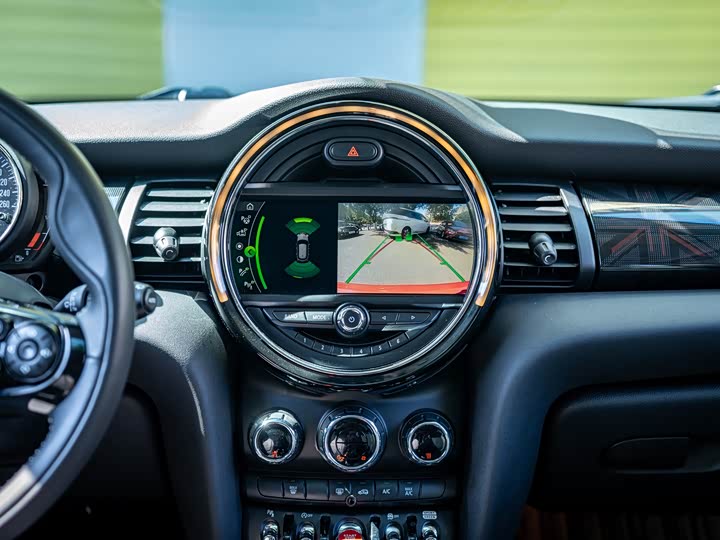 MINI Hatch — фото 18