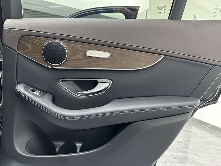 Mercedes-Benz GLC 2022 GLC 300 L 4 MATIC — фото 26