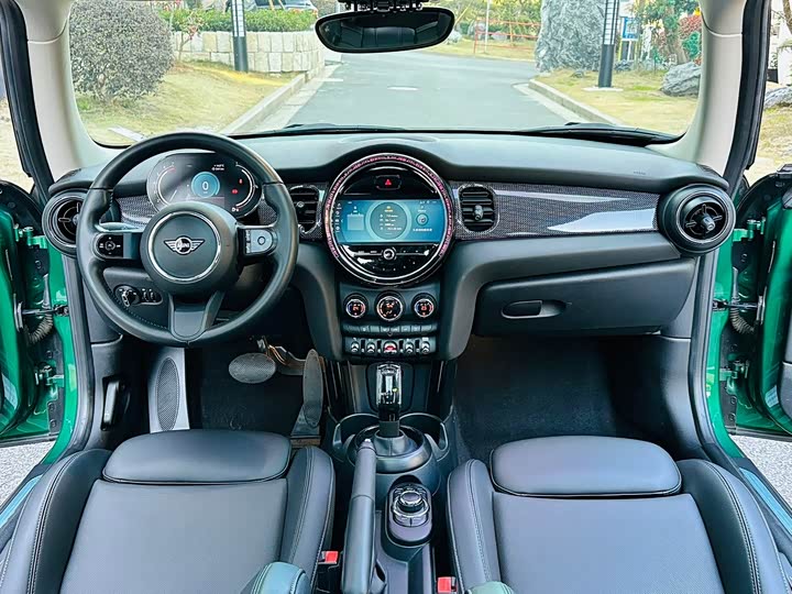 MINI Hatch — фото 16