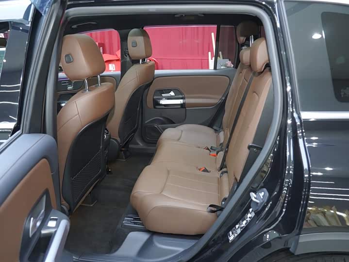 Mercedes-Benz GLB 2024 GLB 220 — фото 17