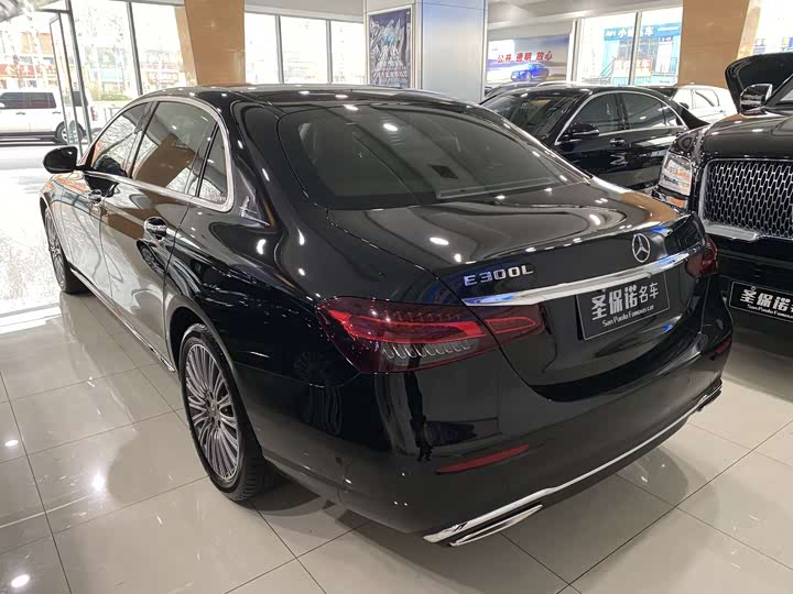 Mercedes-Benz E-Class 2022 E 300 L Luxury — фото 6