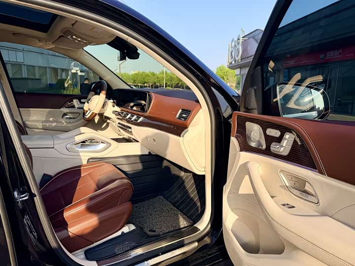Maybach GLS 2021 GLS 480 4 MATIC — фото 17