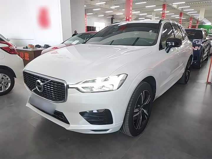 Volvo XC60 2020 T 5 4 WD — фото 2