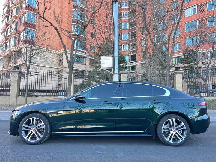 Jaguar XEL 2023 2.0 T 250 PS R-DYNAMIC S — фото 10
