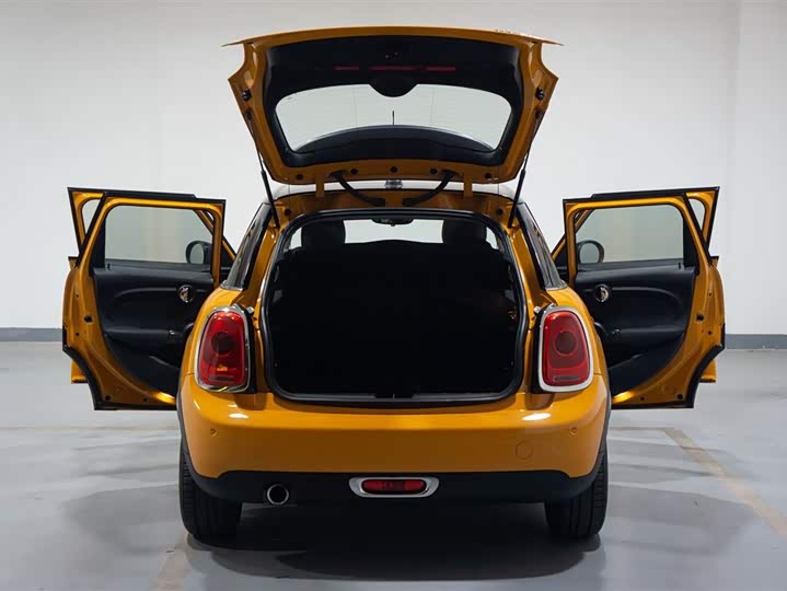 MINI Hatch — фото 13