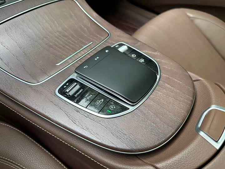 Mercedes-Benz E-Class 2023 E 300 L Luxury — фото 15