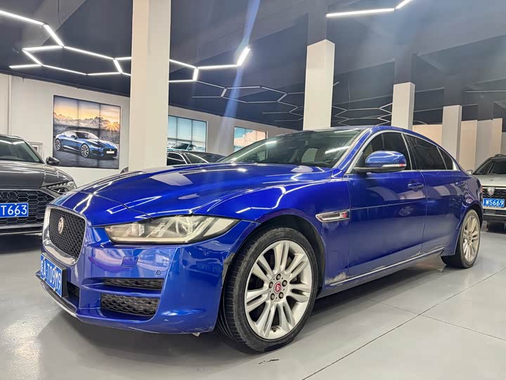Jaguar XEL 2018 2.0 T 200 PS — фото 1