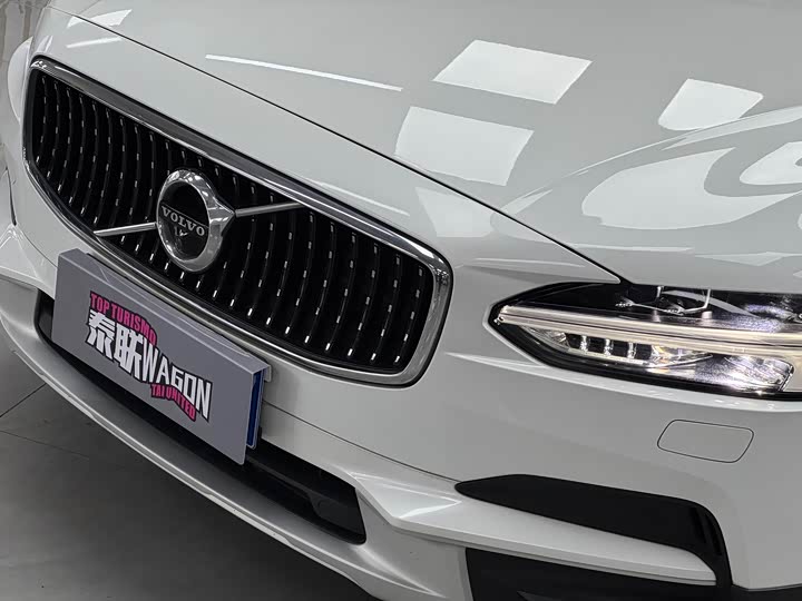 Volvo V90 2017 Cross Country T 5 AWD — фото 8
