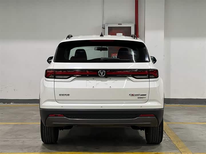 Changan CS35 PLUS 2023 1.4 T DCTLuxury — фото 6