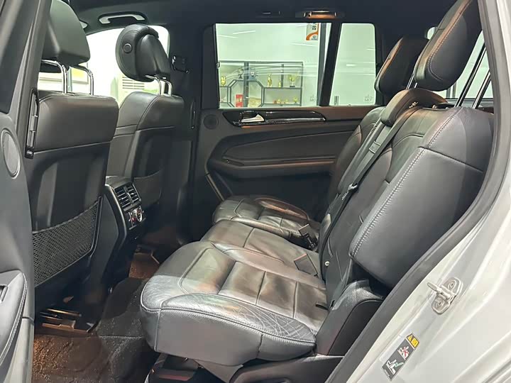 Mercedes-Benz GLS 2018 GLS 450 — фото 13