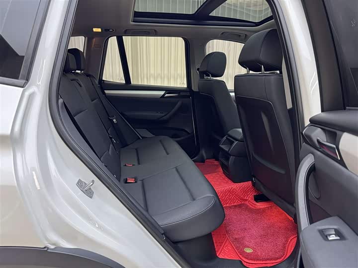 BMW X3 2016 s Drive 20i — фото 12