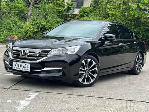 Honda Accord — фото 21