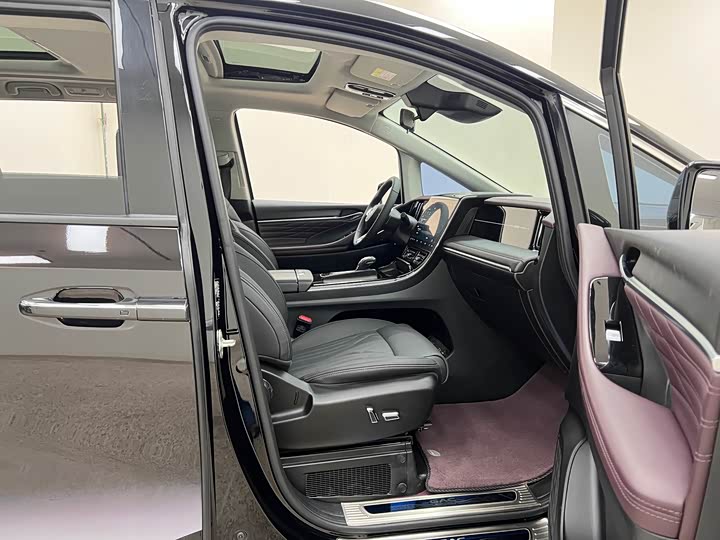 Trumpchi M8 2024 400 T — фото 7