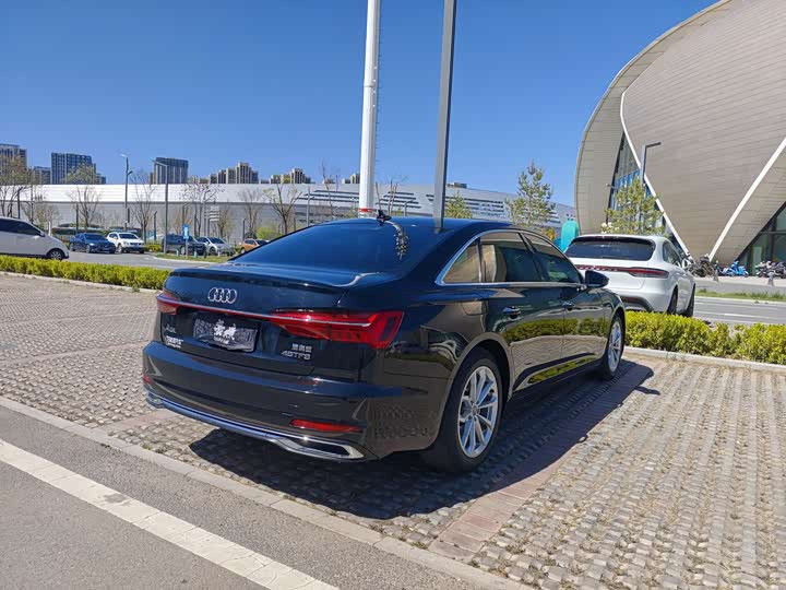 Audi A6L 2019 40 TFSI — фото 16