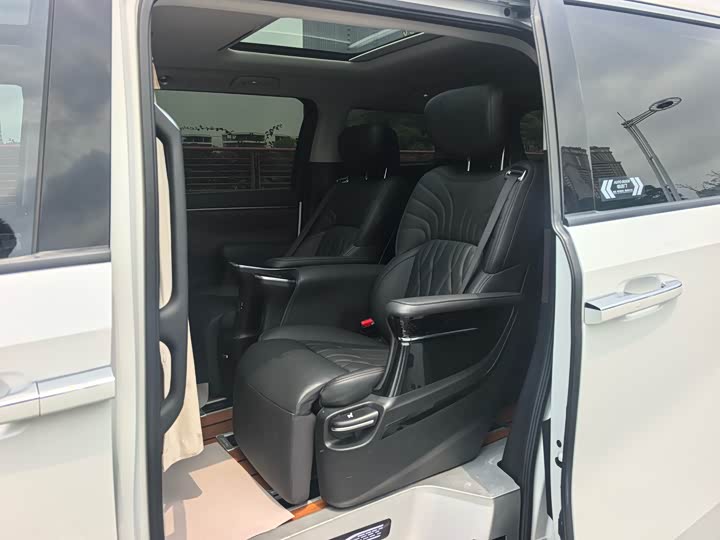 Trumpchi M8 2024 400 T — фото 5