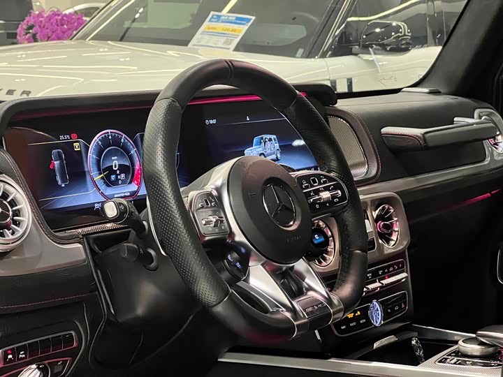 Mercedes-Benz G-Class 2019 AMG G 63 — фото 7