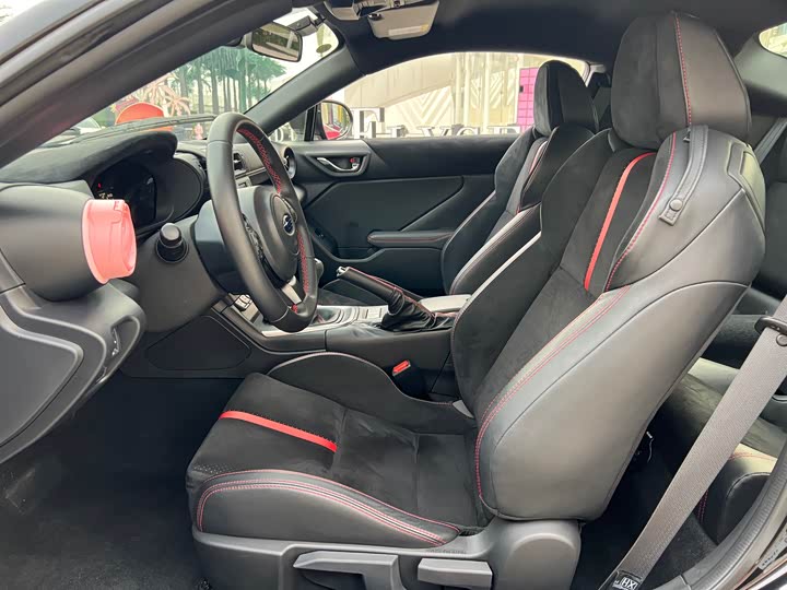 Subaru BRZ 2022 2.4 L MT — фото 10