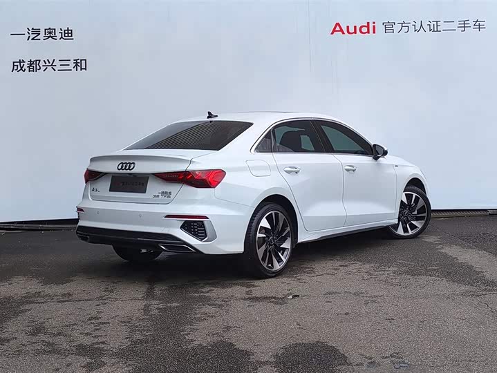 Audi A3 2024 A 3 L Limousine 35 TFSI Sport — фото 4