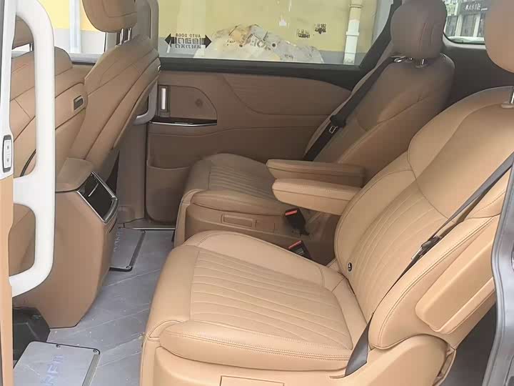 JAC Refine RF8 PHEV 2024 1.5 T 150 KM Flagship — фото 7