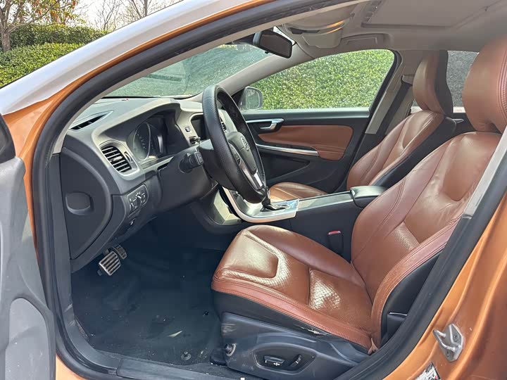 Volvo S60 2015 S 60 L 2.0 T — фото 4