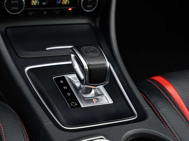 Mercedes-Benz A-Class AMG 2014 AMG A 45 4 MATIC — фото 8