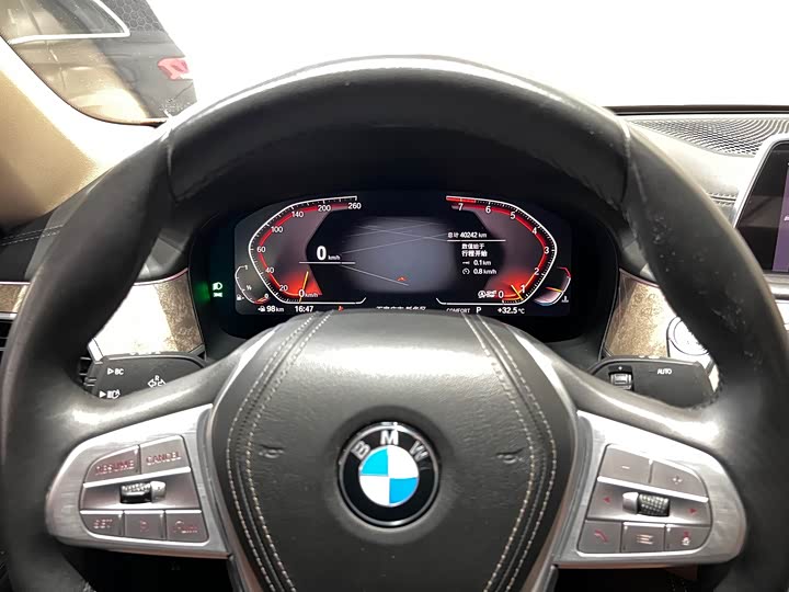 BMW 7-Series 2019 740 Li Leading — фото 11
