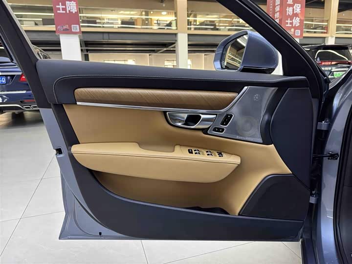 Volvo S90 Hybrid 2019 T 8 E Hybrid VI — фото 16