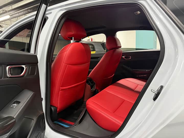 Honda Civic — фото 8