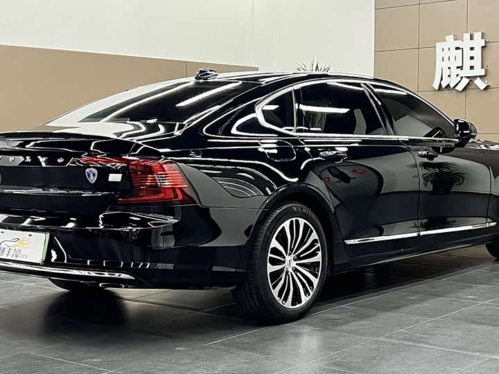 Volvo S90 Hybrid 2024 Hybrid 4 WD — фото 15