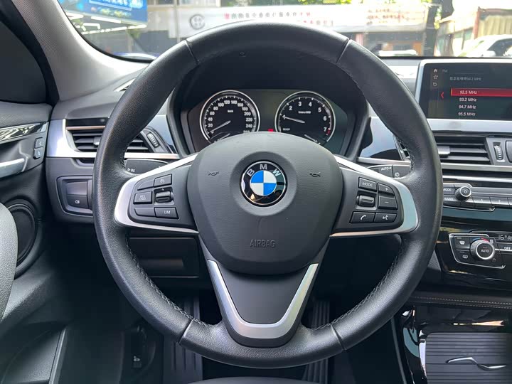 BMW X2 2020 s Drive 20i M — фото 10